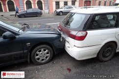 Samochodowe domino na Partyzantów - foto