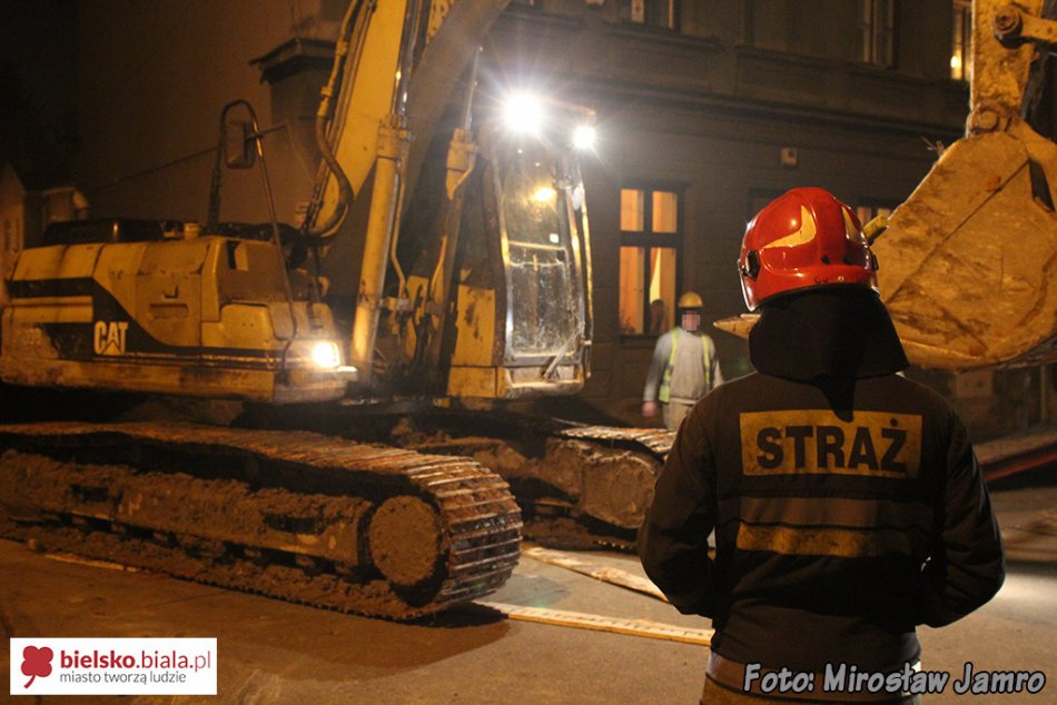 Awaryjnie wyburzyli część zabytku - foto