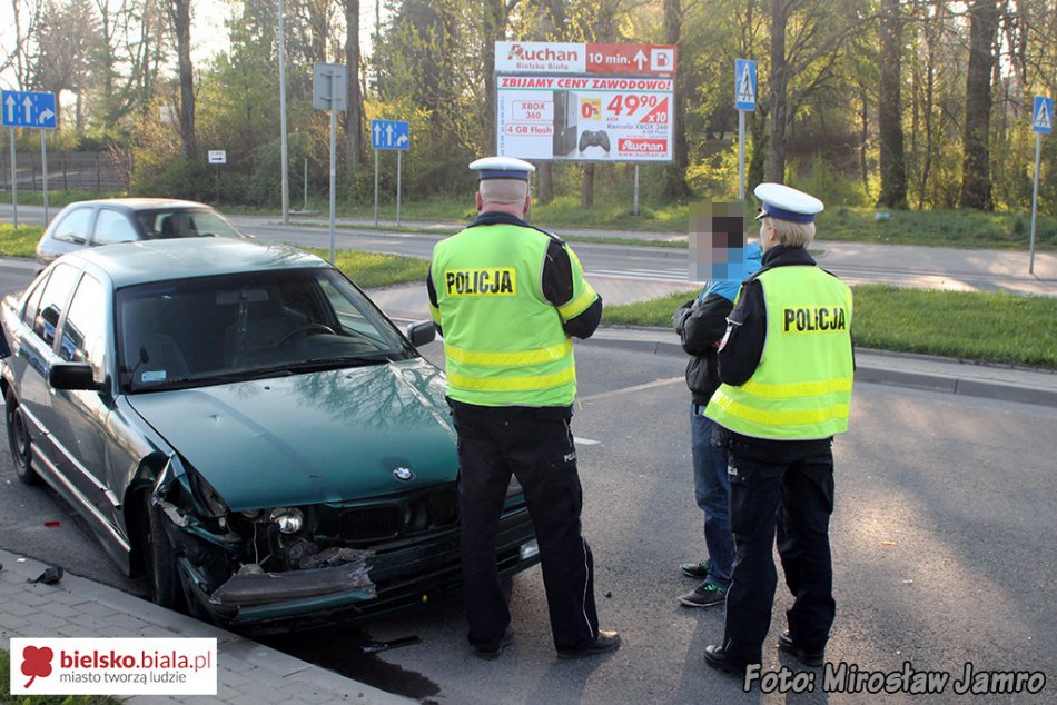 Długie ślady hamowania - foto