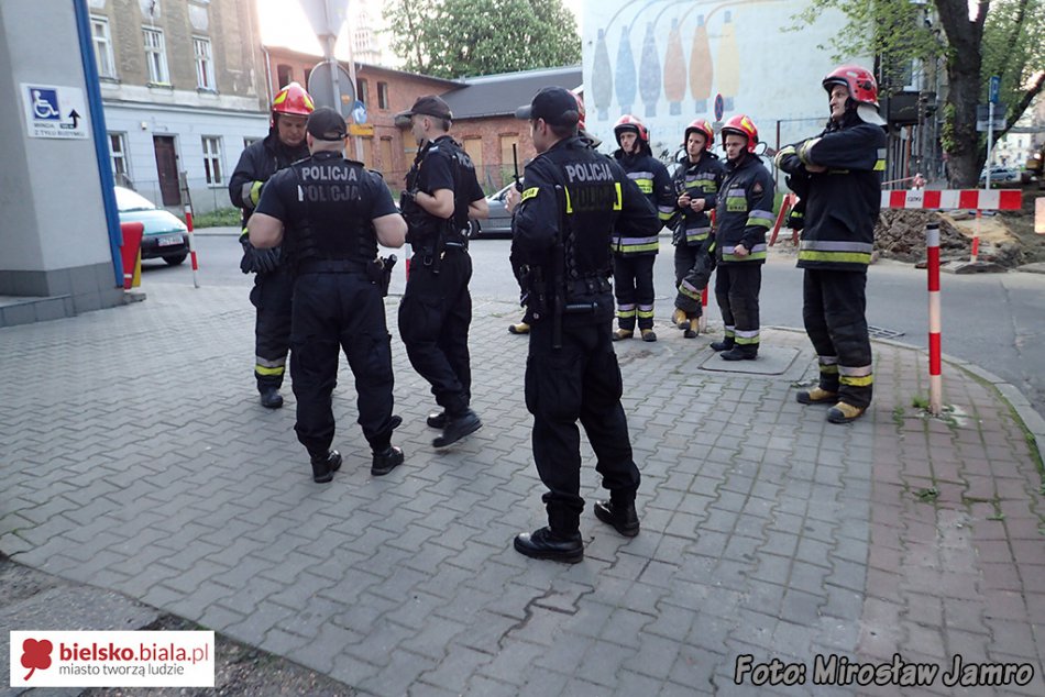 Alarm wył dwie godziny - foto