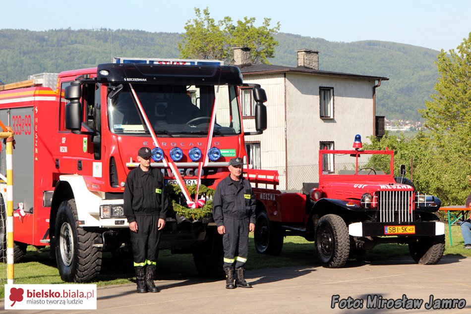Nowy wóz dla OSP Meszna - foto
