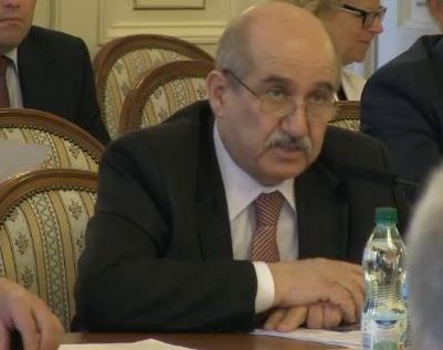 Dzikie reklamy szpecą miasto