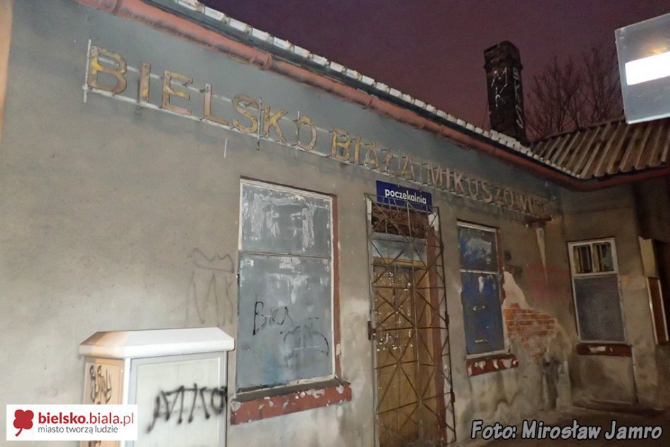 PKP wyburzy dworce osobowe