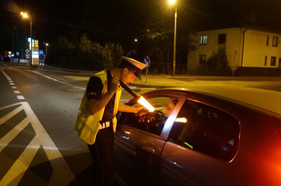 Akcja przed lokalami rozrywkowymi