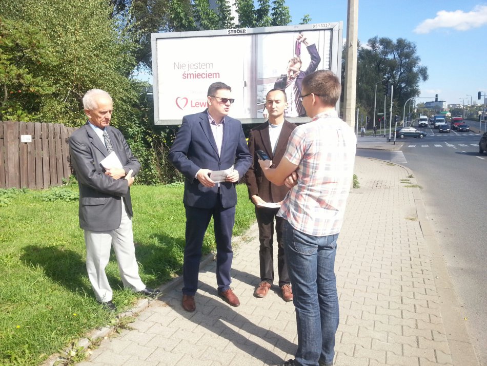 Przeciw umowom śmieciowym - foto