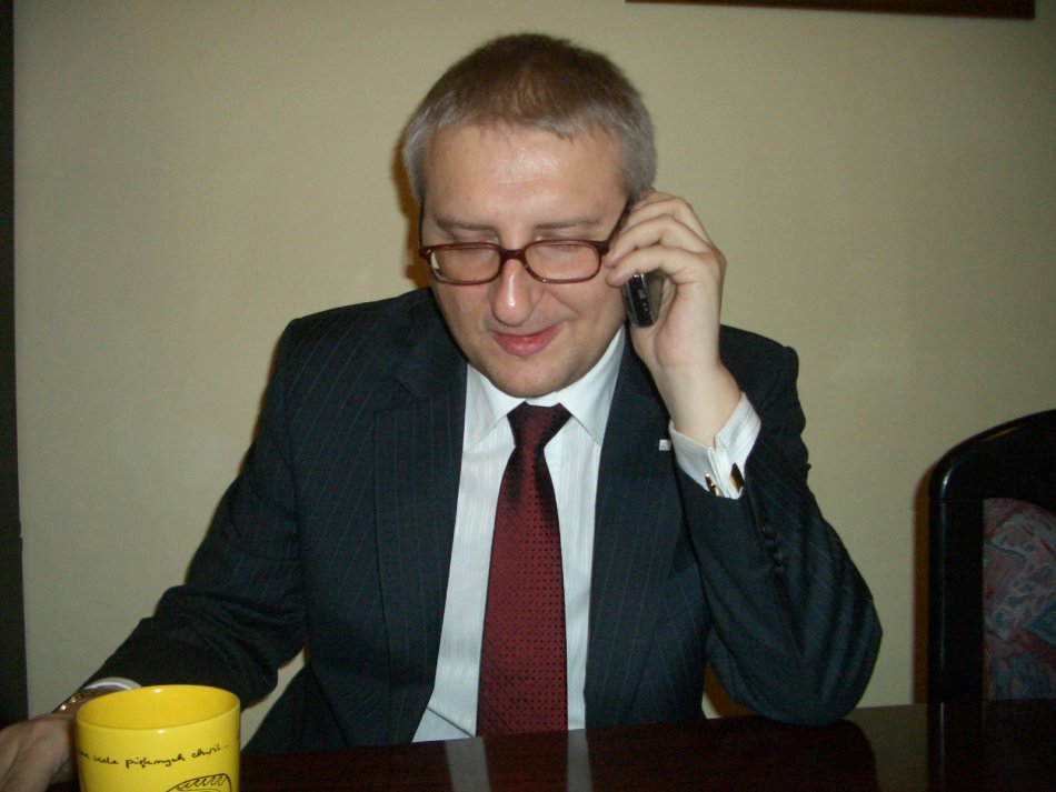 Poseł interweniuje w sprawie ekranów