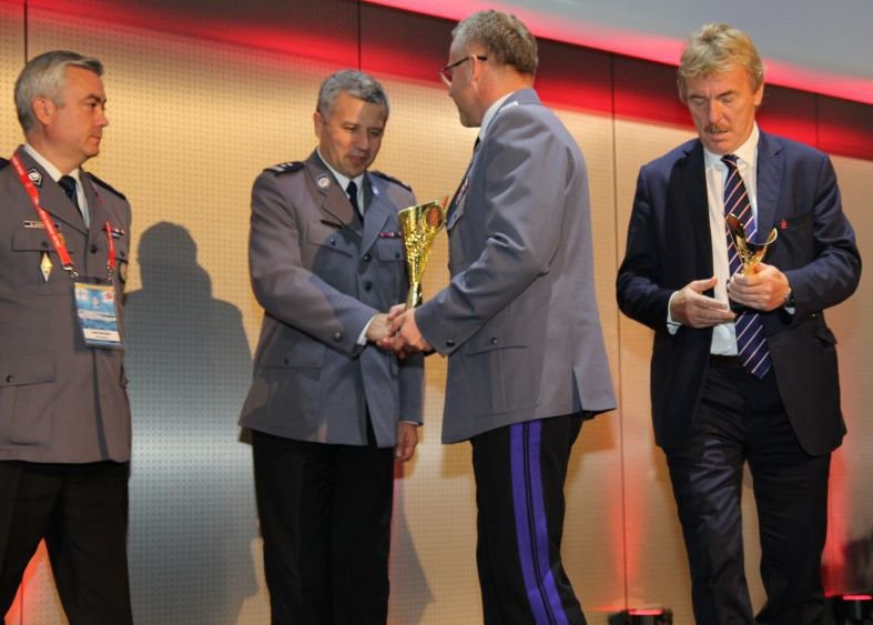 Zbigniew Boniek wyróżnił bielską komendę