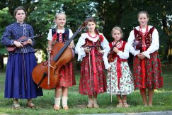 Dzieci z Beskidów symfonicznie - foto