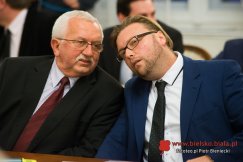 Wiceprzewodniczący daje zły przykład