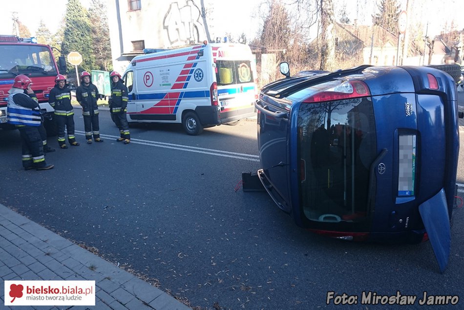 Zderzenie taksówki z osobówką - foto