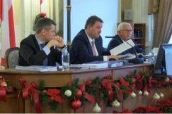 Budżet sklejony na miarę czasów