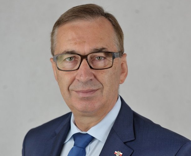 Minister Szwed odpowie KOD-owi
