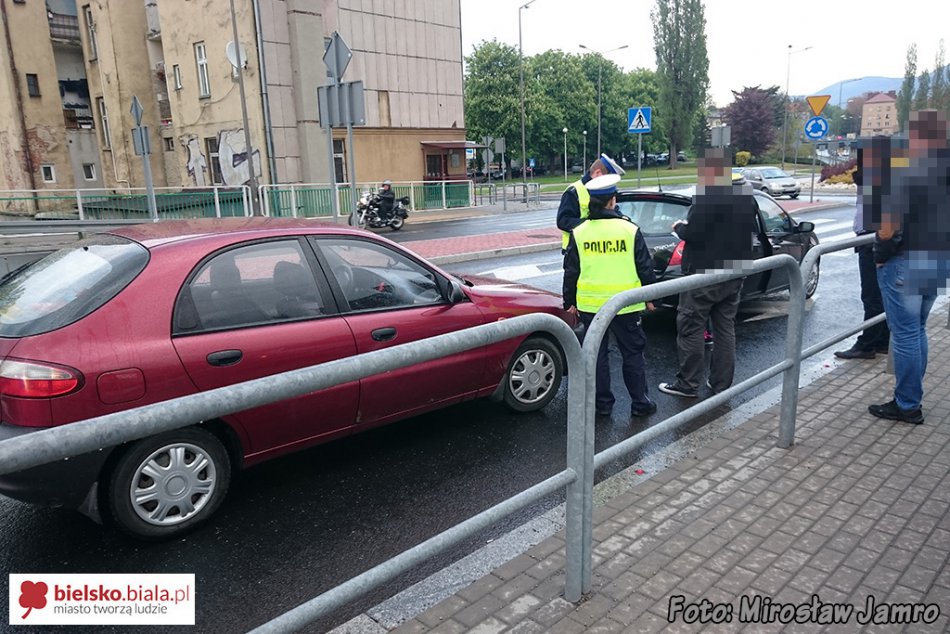 Jeździł z nieważnym dokumentem - foto