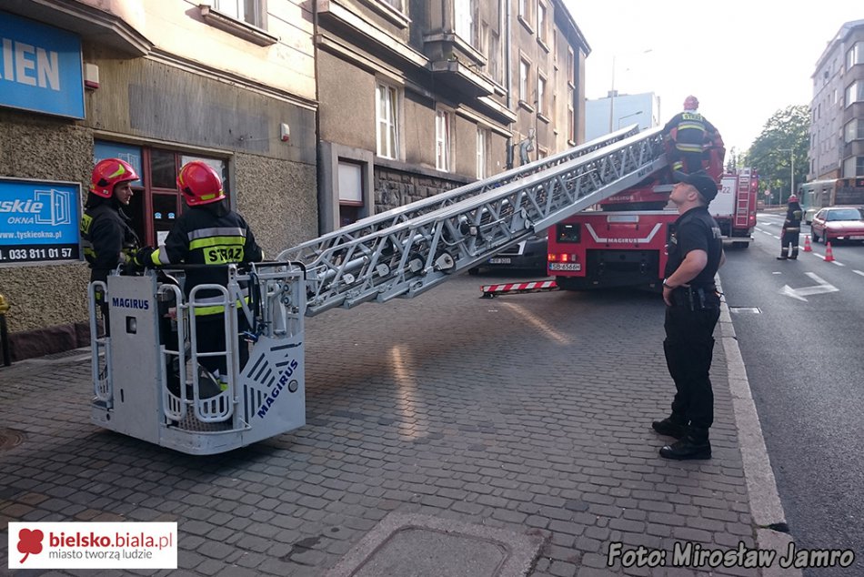 Wyciek wody zalał mieszkania - foto