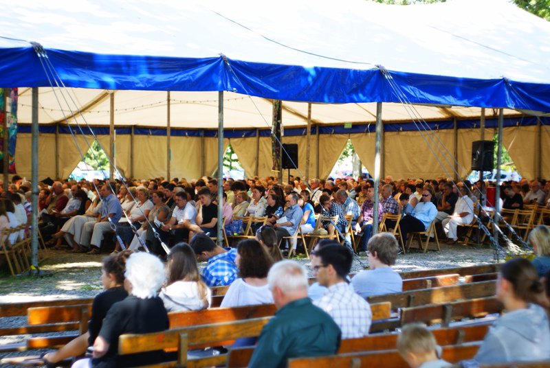 Miasteczko namiotowe dla chrześcijan