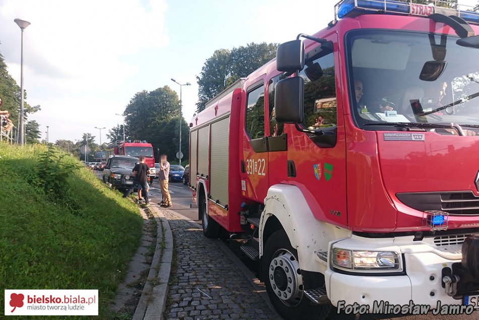 Pożar auta na Andersa - foto