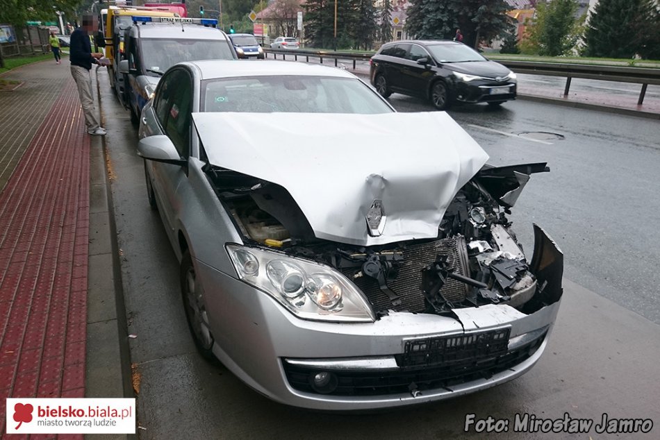 Zderzenie trzech osobówek - foto