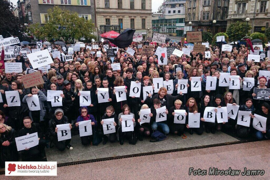 Bielszczanie protestują na czarno - foto