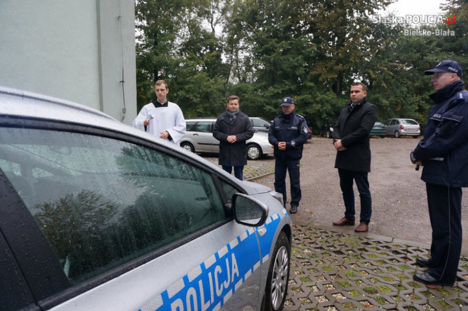 Nowy radiowóz ze składki - foto
