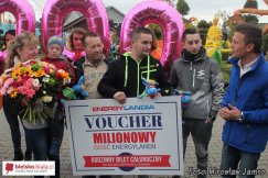 Milionowy gość parku rozrywki - foto