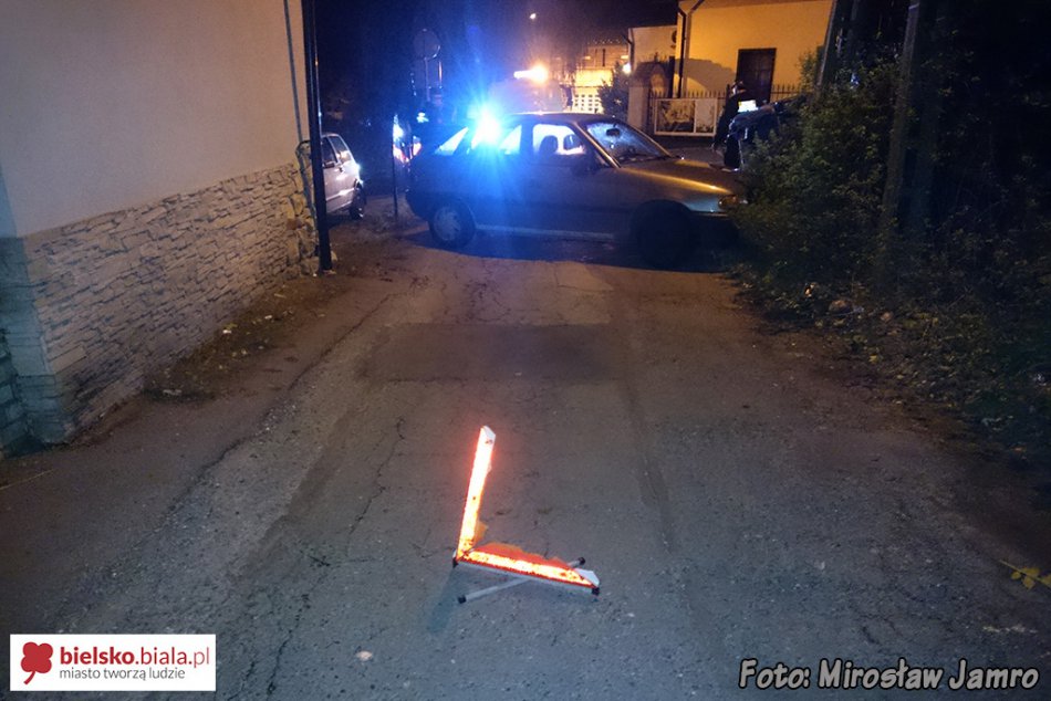 Wypchnęli zawalidrogę z parkingu - foto