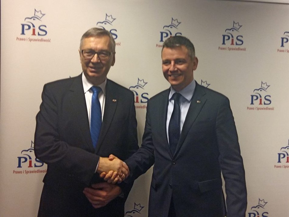 Szwed wygrał wybory w PiS