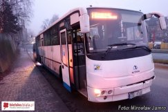Zderzenie osobówki z autobusem PKS - foto