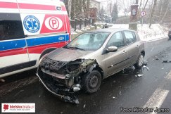 Korek na Michałowicza po zderzeniu aut - foto