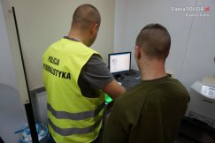 Bił po całym ciele aż udusił? - foto