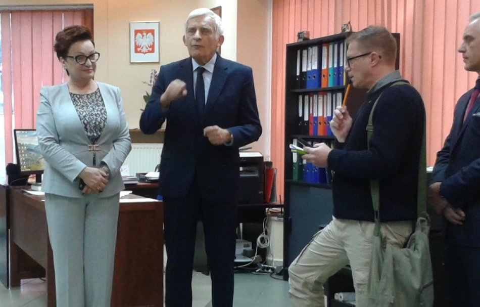 Debata z udziałem byłego premiera