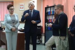 Debata z udziałem byłego premiera