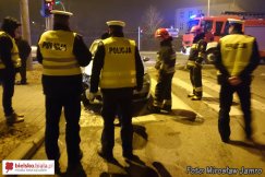 Wjechał na czerwonym - foto