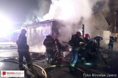 Pożar hali warsztatu - foto