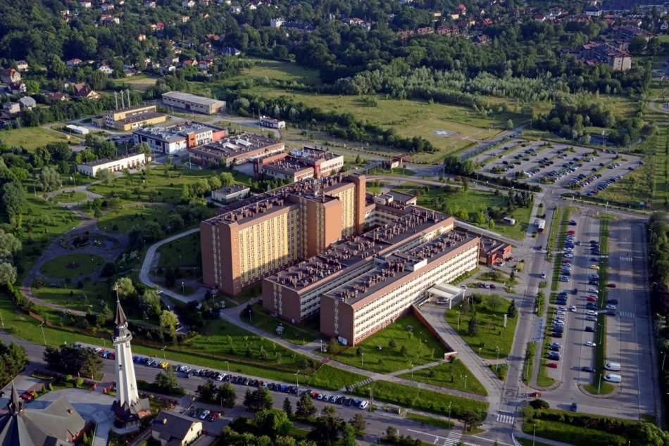Słony rachunek za łączenie szpitali