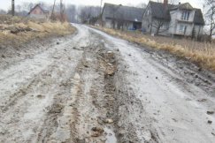 Ulica Głośna, numer zachlapany - foto