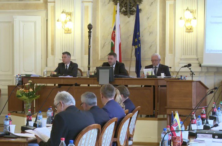 PiS z PO zwiększyły budżet obywatelski