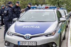 Hybrydy zastąpią stare radiowozy - foto