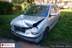 Zaparkowane auto przyczyną kolizji? - foto