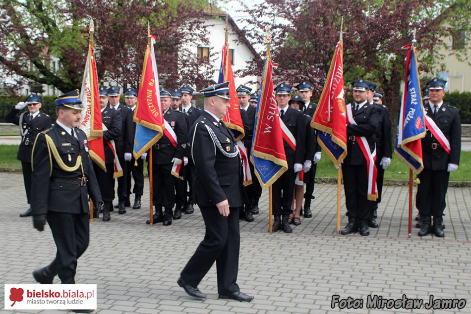 Nie można dzielić strażaków - foto