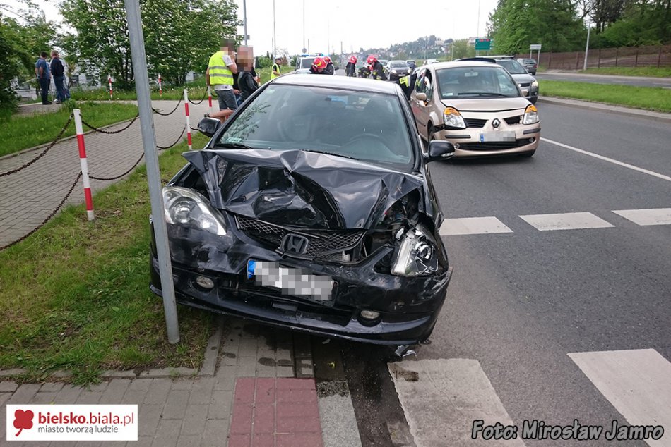 Zderzenie czterech samochodów - foto