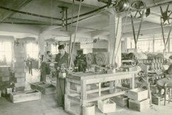 Tajemnice bielskiej fabryki guzików - foto