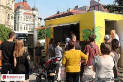 Mobilne kuchnie na Chrobrego - foto