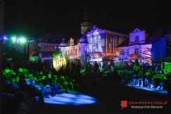 Po zmierzchu Rynek zalśnił kolorami - foto