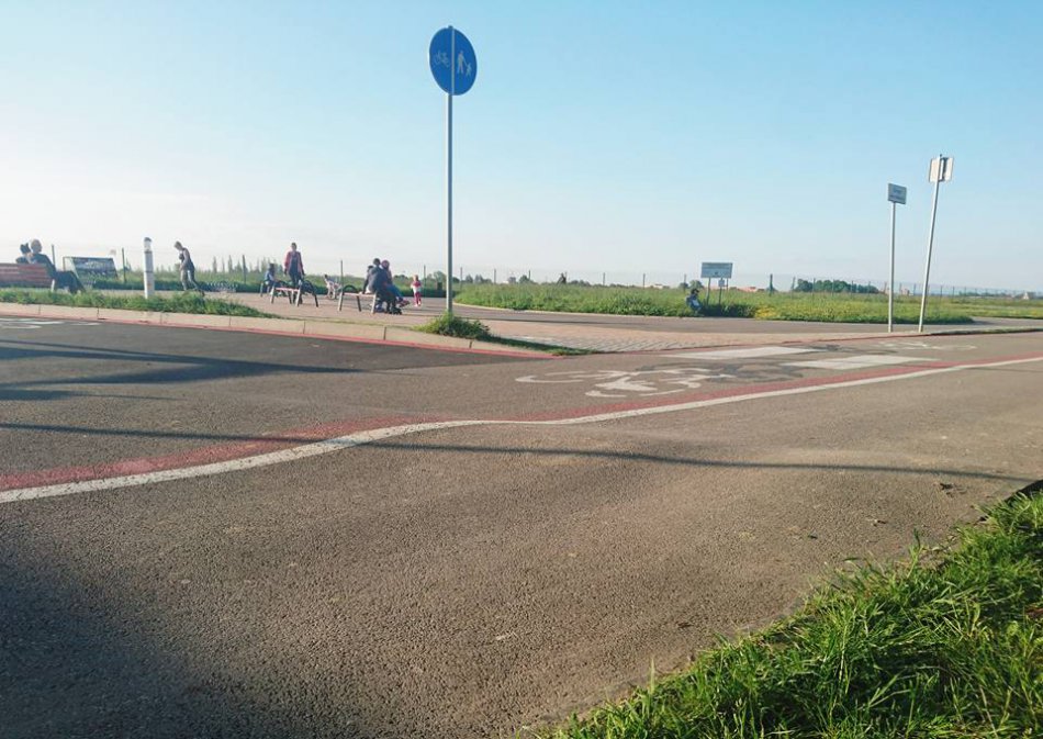 Kolejny bubel na lotnisku - foto