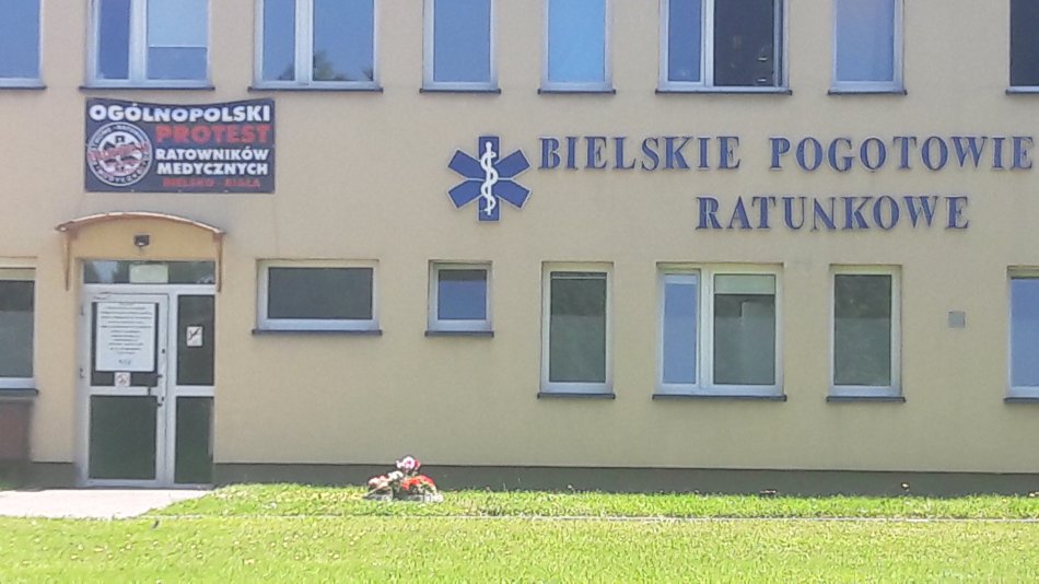 Protest w bielskim pogotowiu