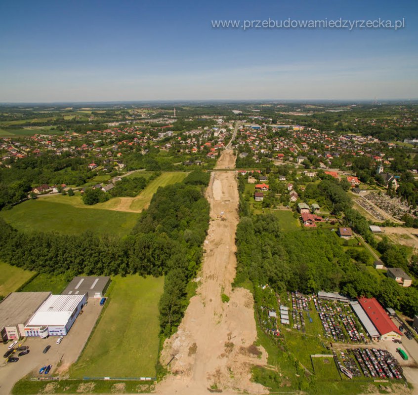 Budują nową ulicę w Wapienicy - foto