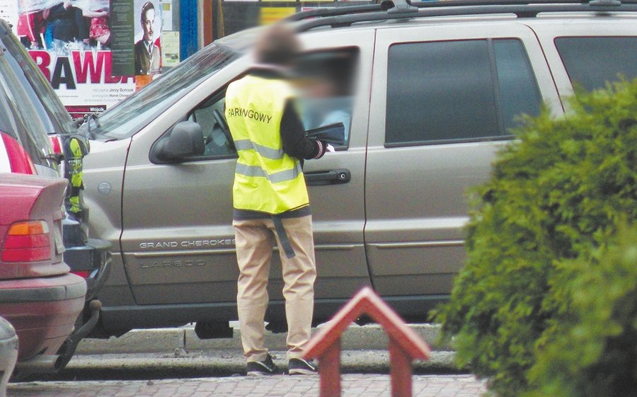 Wyburzenia pod budowę parkingów