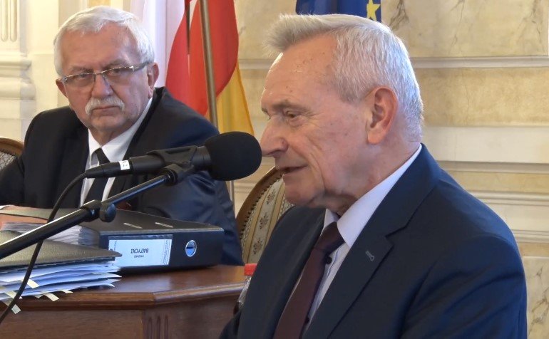 Łzy w Ratuszu. Przedwczesne pożegnanie