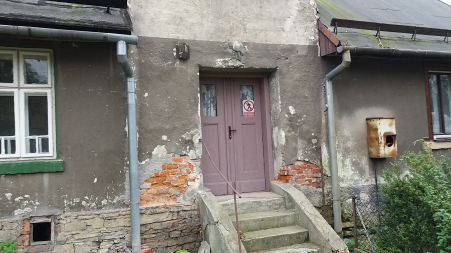 Wreszcie wyremontują ruinę przy Karpackiej