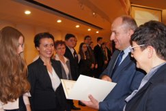 Po 250 zł od premiera dla bielskich prymusów